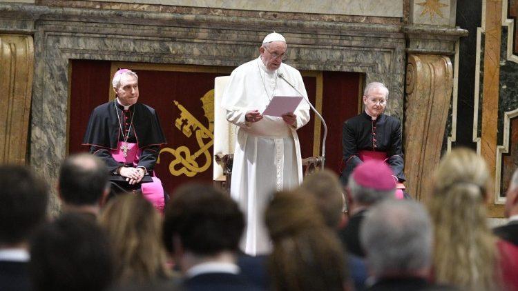 Pope Francis addressing the Vatican on artificial intelligence and ethics
